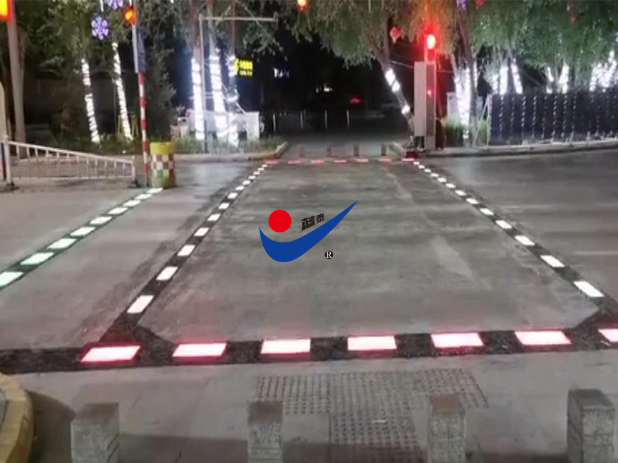 青海省格尔木市.jpg